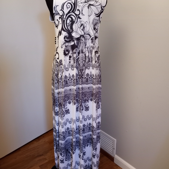 One World ,medium, maxi dress - Picture 2 of 4